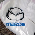 Mainoslippu Mazda